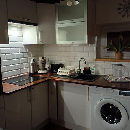Apartament Pod Lasem Tenczynek Екстериор снимка