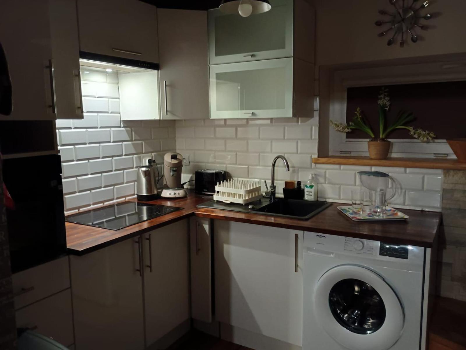 Apartament Pod Lasem Tenczynek Екстериор снимка
