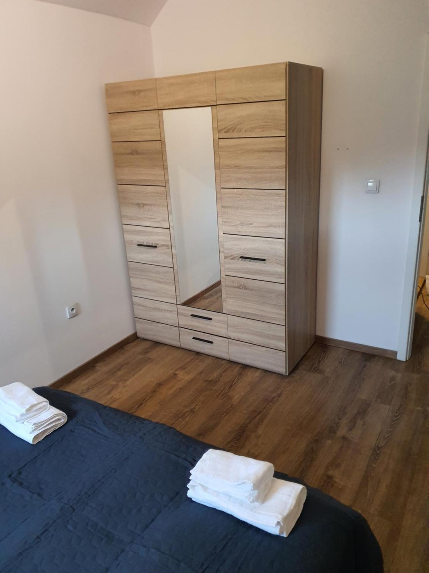Apartament Pod Lasem Tenczynek Екстериор снимка